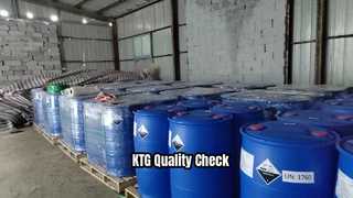 상품 출고 전 창고 통제 현장